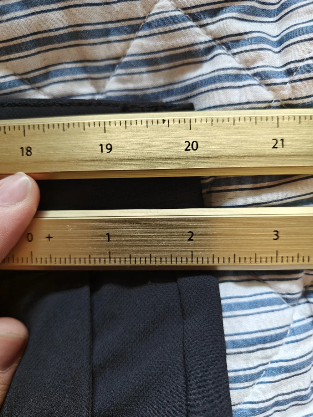 Banana Republic Mens Black Performance Tech Chinos 40x30 (Fits 40x27)